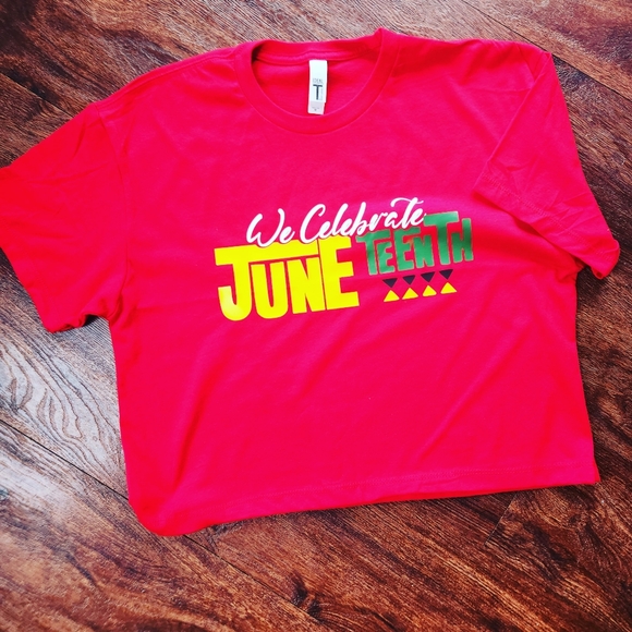 JUNETEENTH Crop tshirt - Picture 3 of 3